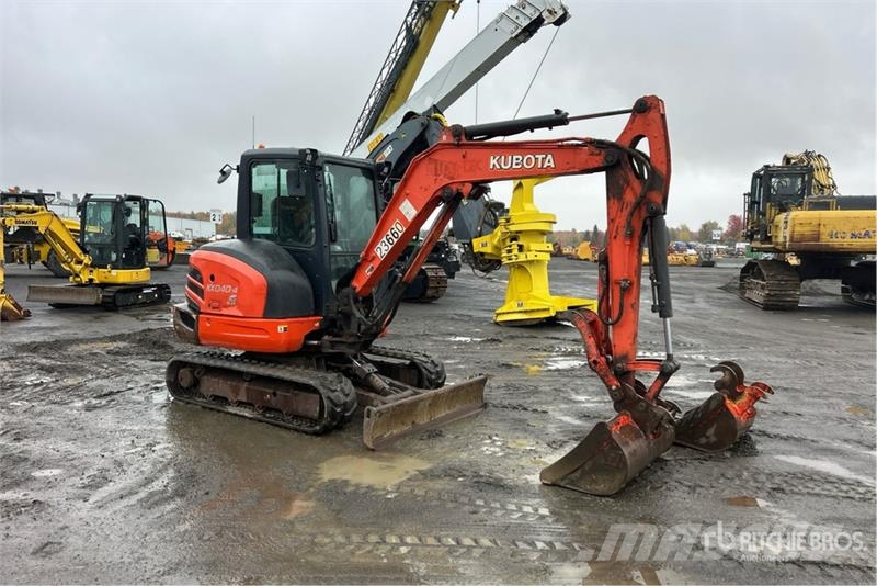 Kubota KX040-4 Мини-экскаваторы