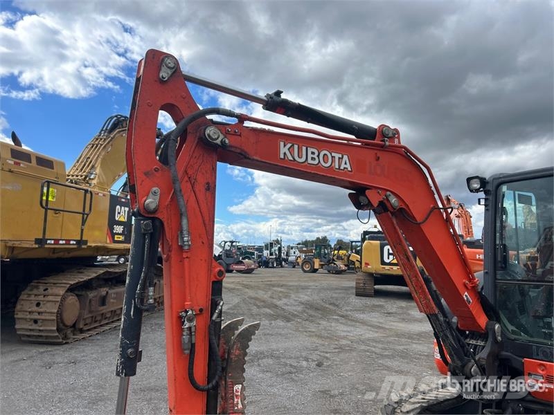 Kubota KX040-4 حفارات صغيرة أقل من 7 طن (حفارات صغيرة)