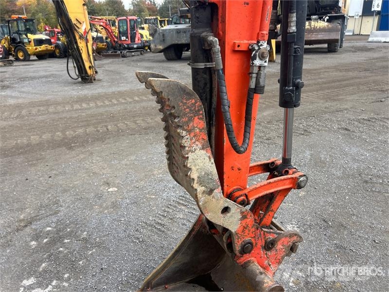 Kubota KX040-4 حفارات صغيرة أقل من 7 طن (حفارات صغيرة)