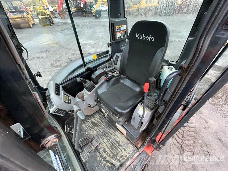 Kubota KX040-4 Мини-экскаваторы