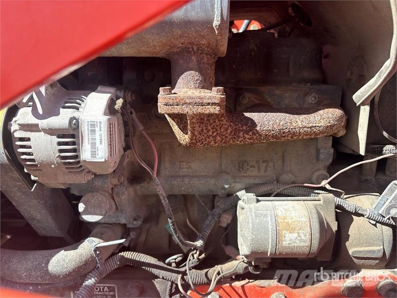 Kubota L35 Kompaktie traktori