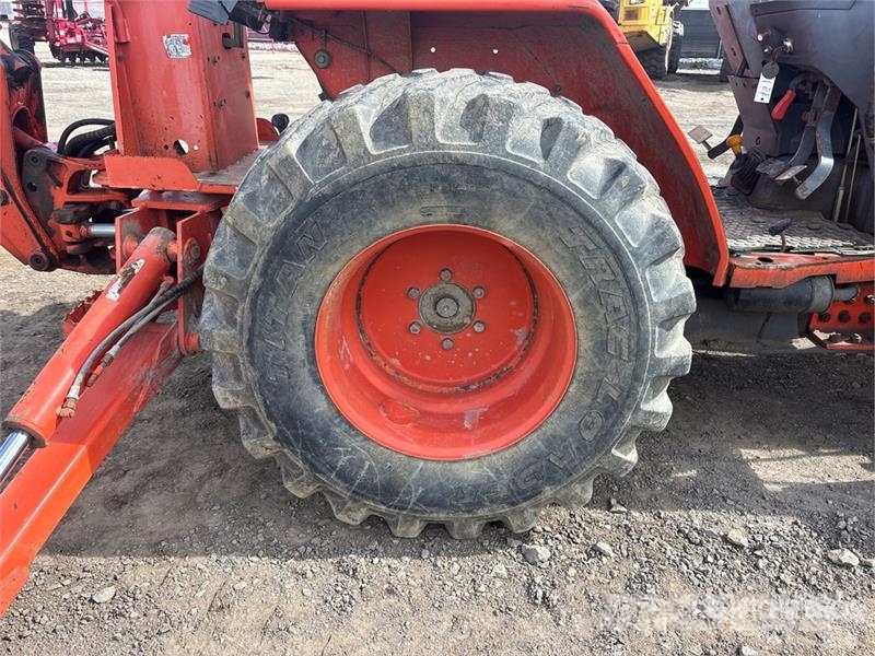 Kubota L35 Kompaktní traktory