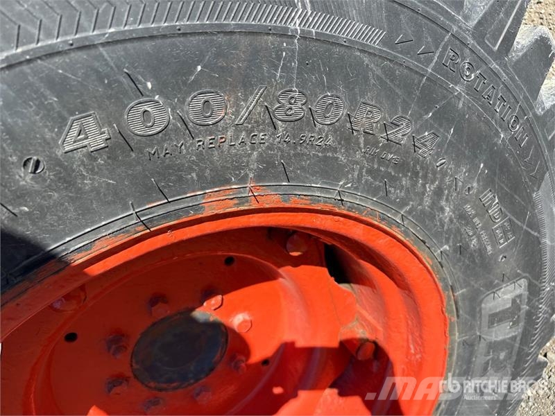 Kubota L6060D 4WD Utility Tractor جرارات مدمجة