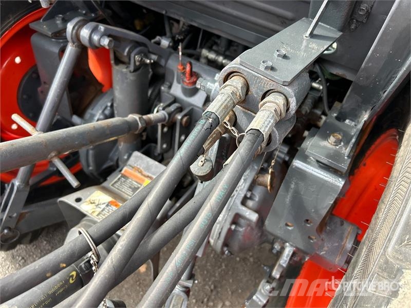Kubota L6060D 4WD Utility Tractor Micro tracteur