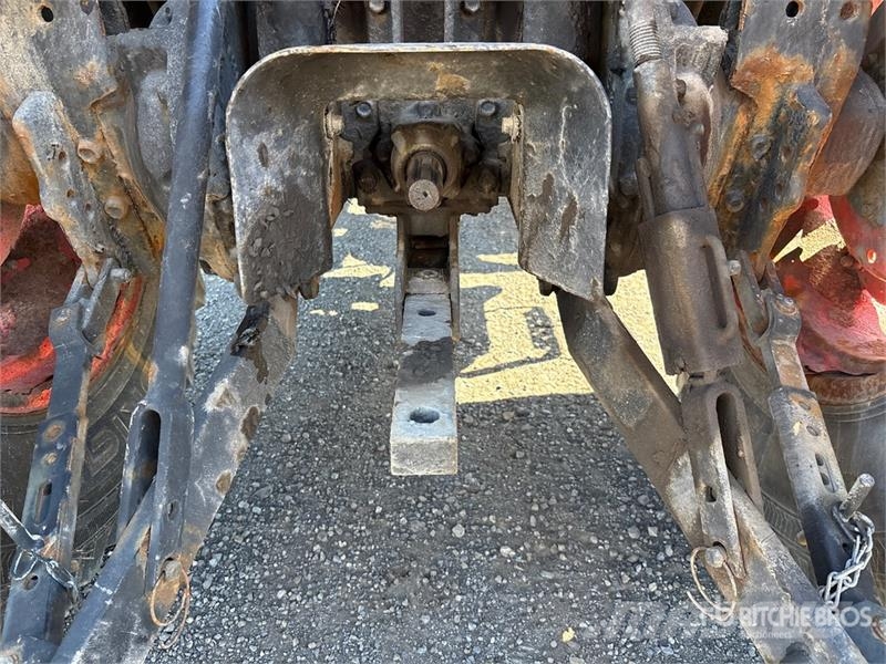 Kubota L6060D 4WD Utility Tractor جرارات مدمجة