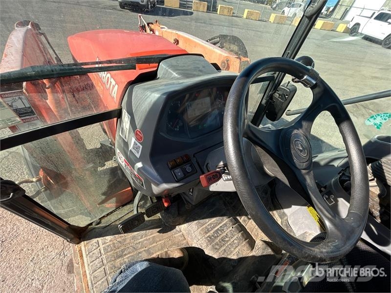 Kubota L6060HSTCC 4WD Utility Tractor Kompaktni (mali) traktori