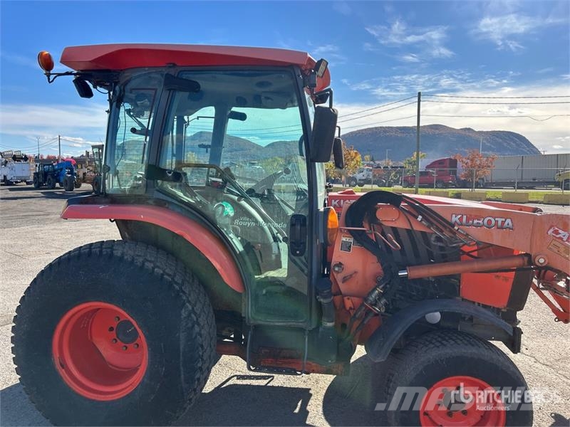 Kubota L6060HSTCC 4WD Utility Tractor Kompaktni (mali) traktori