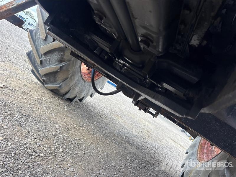 Kubota M108X 4WD Tractor Traktorit