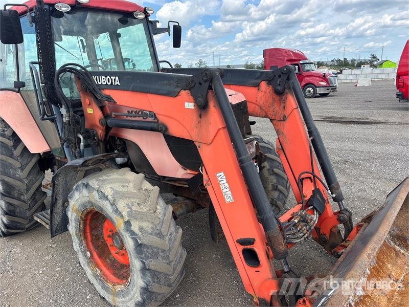 Kubota M108X 4WD Tractor Traktorit