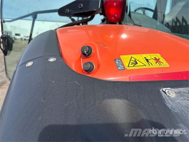 Kubota M126GX Traktorer