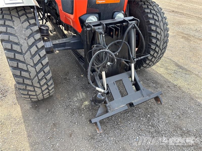 Kubota M126GX Traktorer
