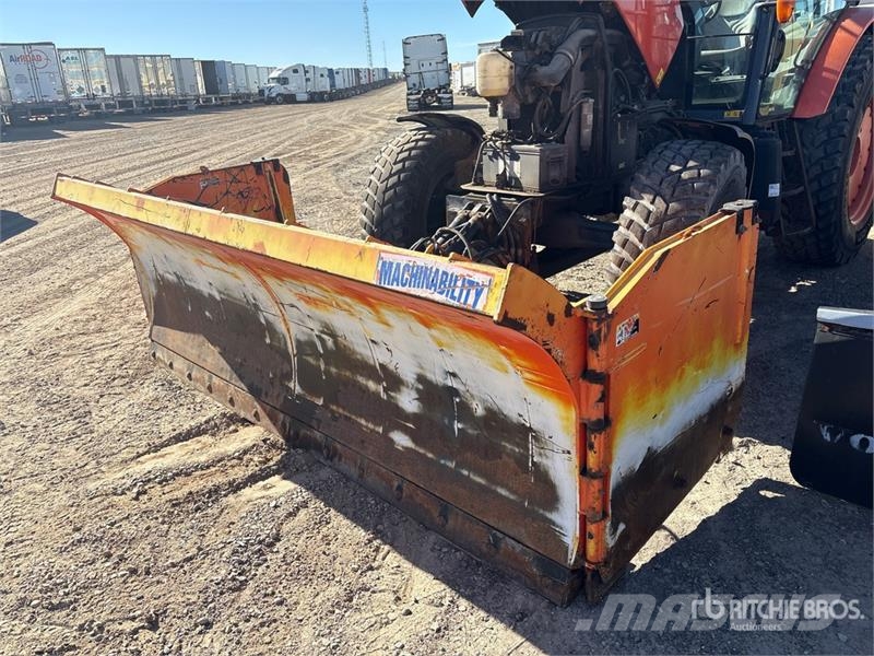Kubota M135GX Traktorid