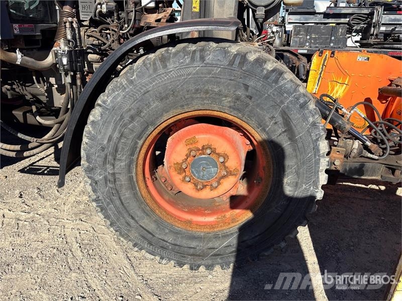 Kubota M135GX Traktorid