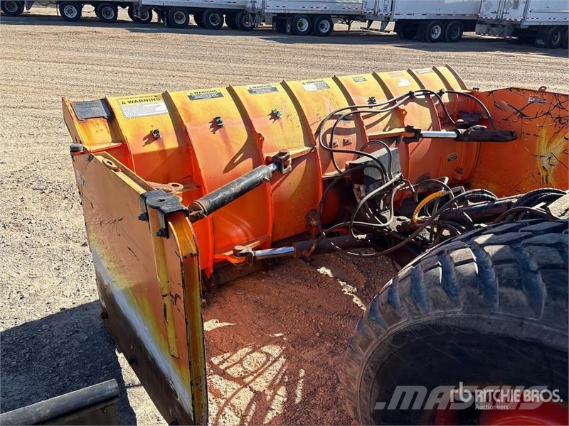 Kubota M135GX Traktorid