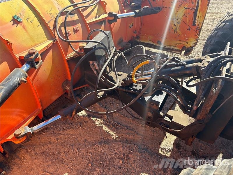 Kubota M135GX Traktorid