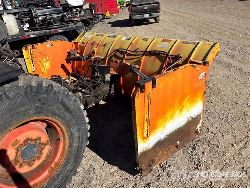 Kubota M135GX Traktorid