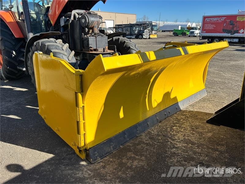 Kubota M135X 4WD Tractor Traktorok
