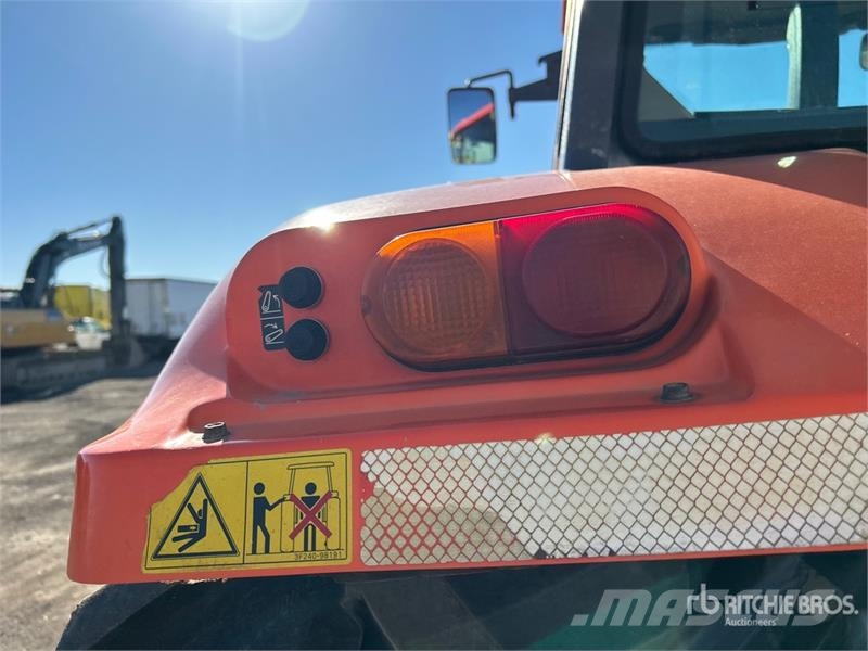 Kubota M135X 4WD Tractor Traktorok