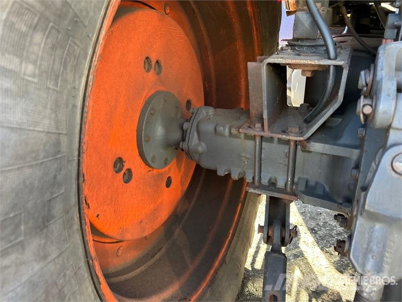 Kubota M135X 4WD Tractor Traktorok