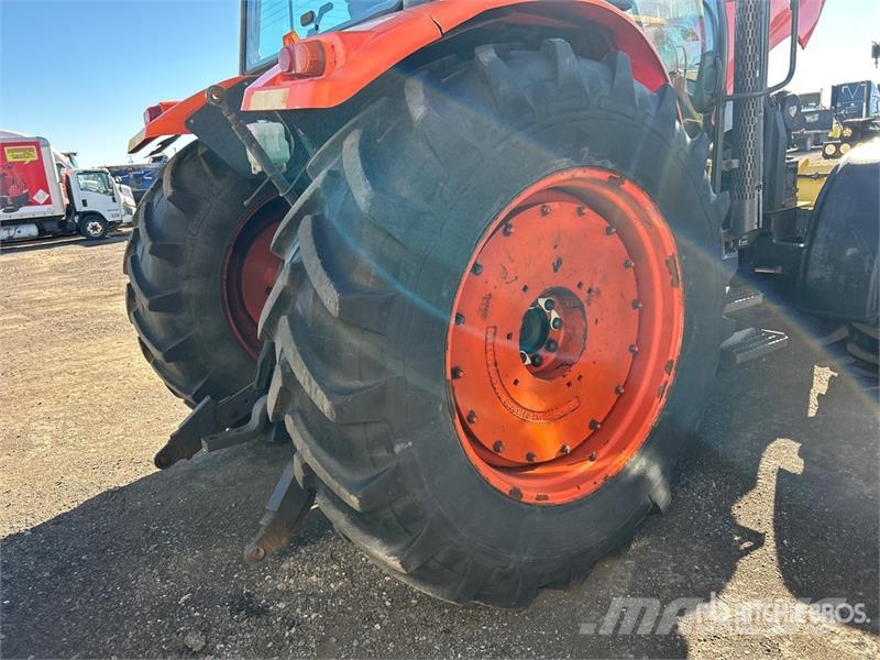 Kubota M135X 4WD Tractor Traktorok