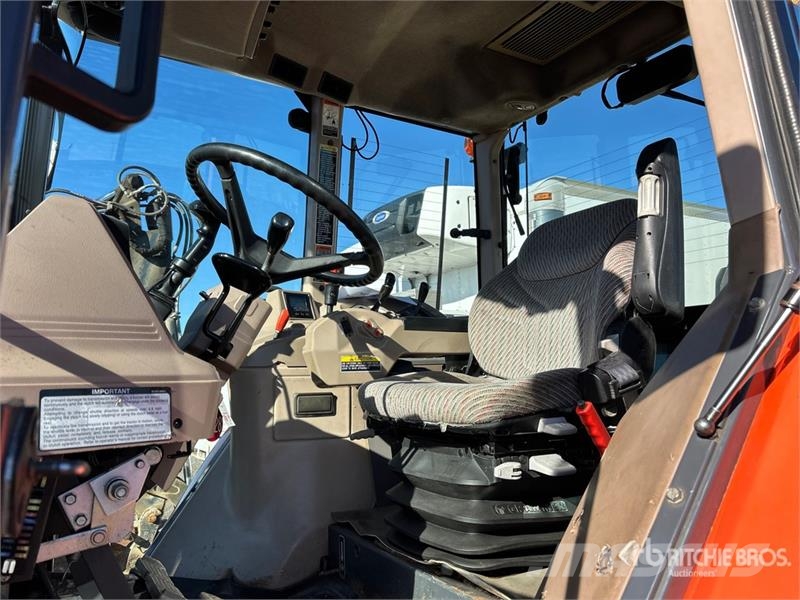 Kubota M135X 4WD Tractor Traktorok
