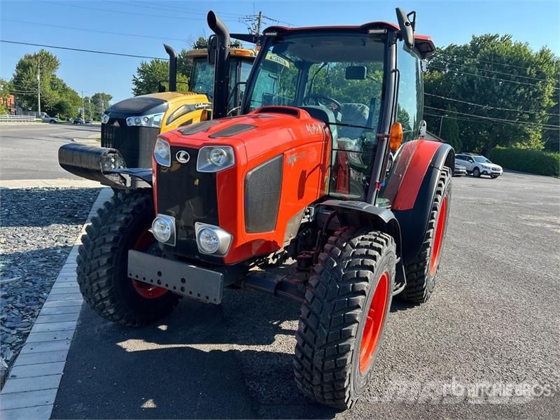 Kubota M6-111 Traktorit