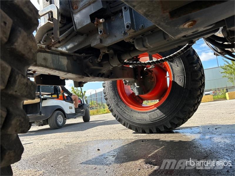 Kubota M6-111 Traktorer
