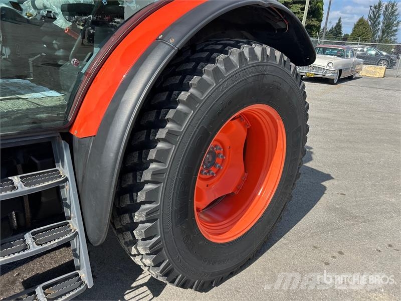 Kubota M6-111 Traktorer