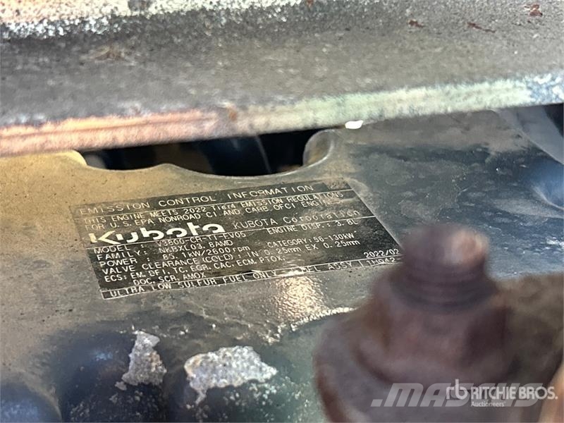 Kubota M6-111 Traktorer