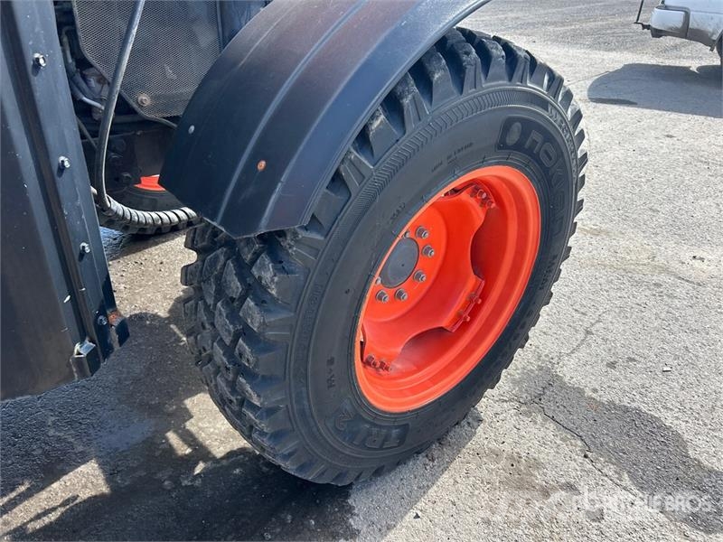 Kubota M6-111 Traktorer