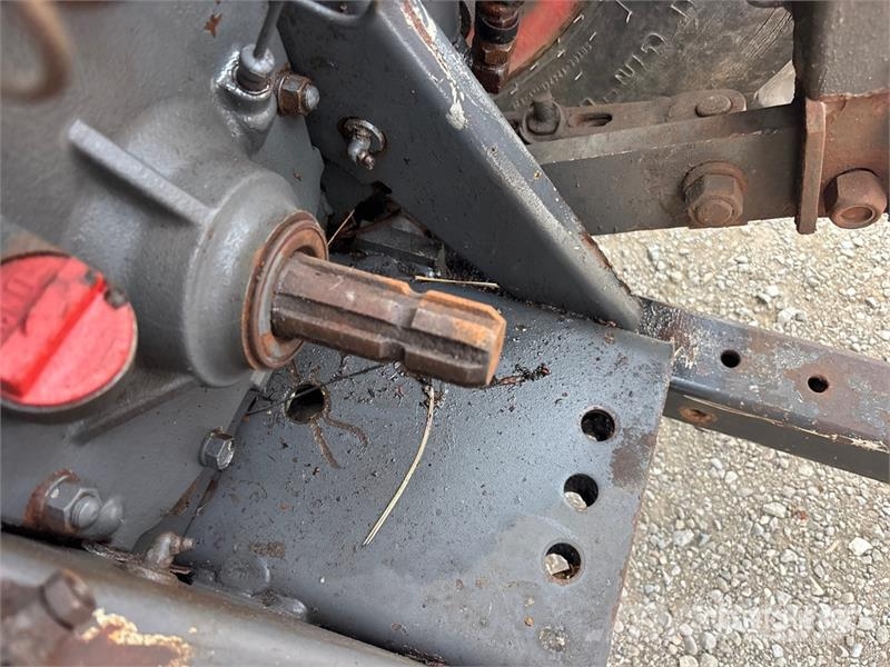 Kubota M7040 4WD Utility Tractor Traktörler
