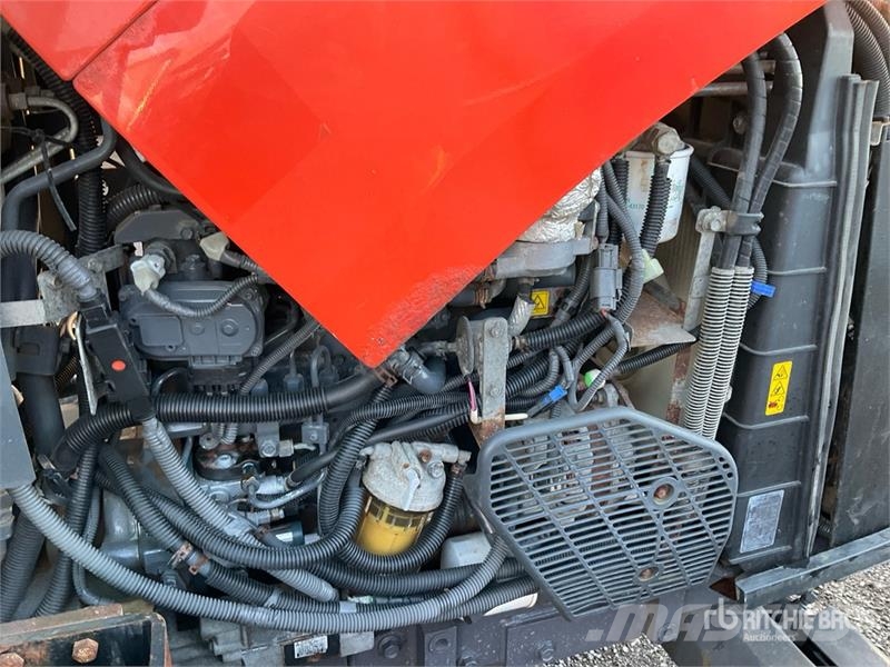 Kubota M7060 4WD Tractor Traktorok