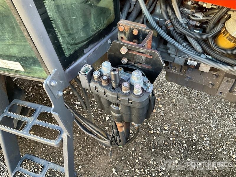 Kubota M7060 4WD Tractor Traktorok