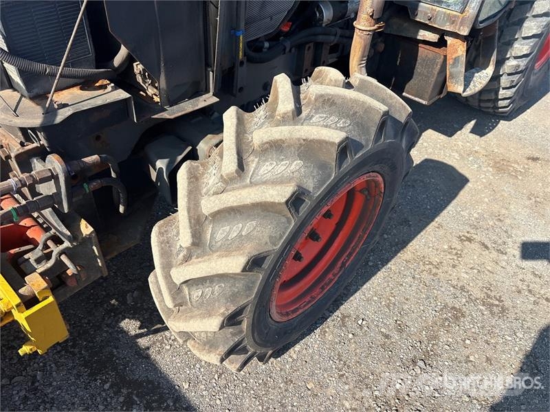 Kubota M8540 Traktory