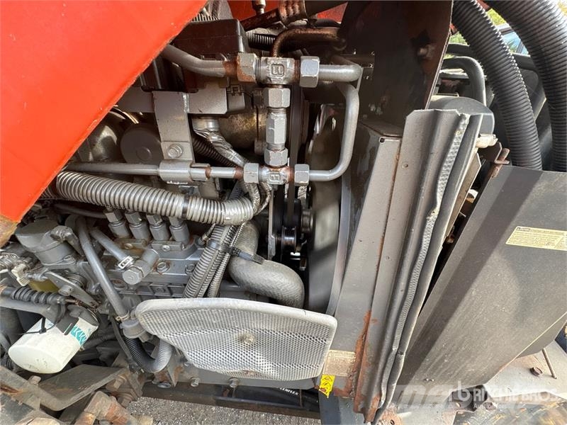 Kubota M8540 Traktori