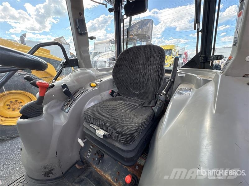 Kubota M8540 Traktori