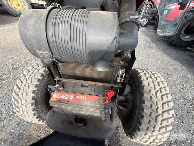 Kubota M8540 Traktori