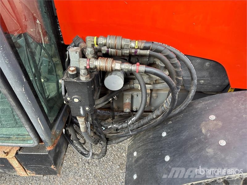 Kubota M8540 Traktori