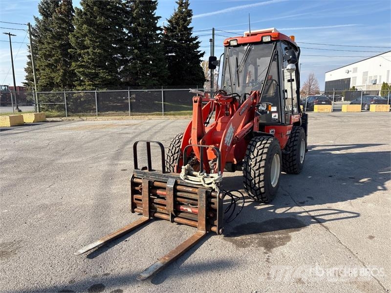 Kubota R520S Kolové nakladače