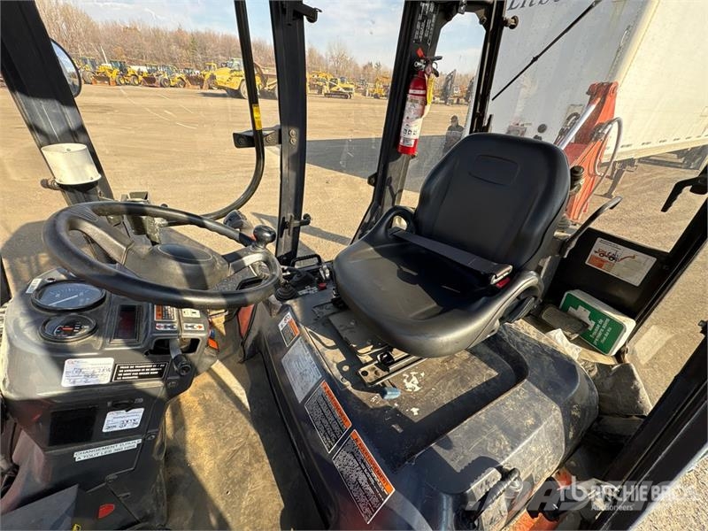Kubota R520S Kolové nakladače