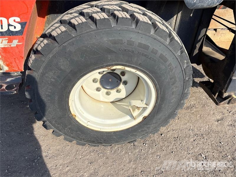 Kubota R520S Kolové nakladače