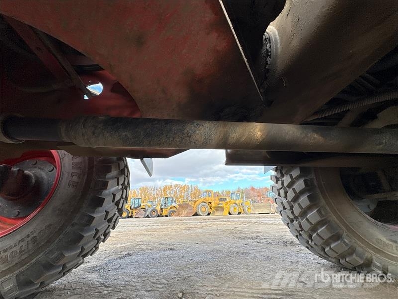 Kubota R630 لوادر بعجل