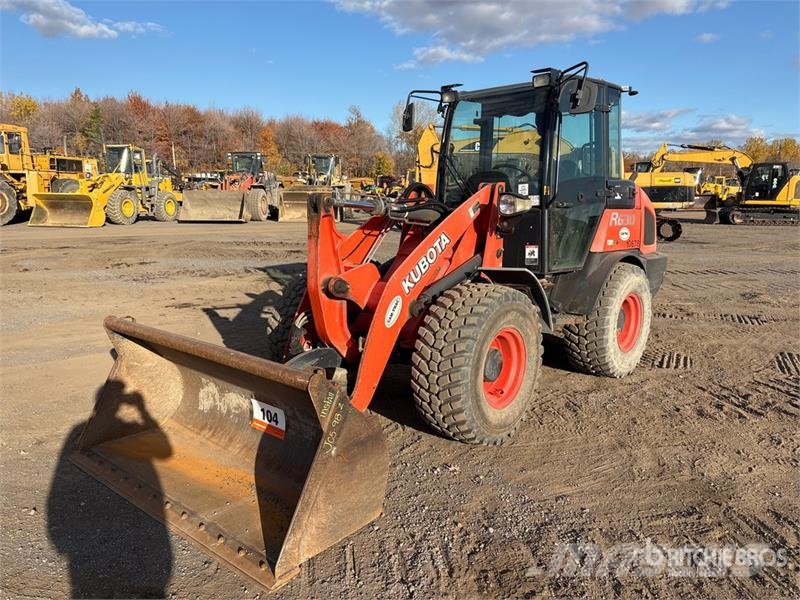 Kubota R630 لوادر بعجل