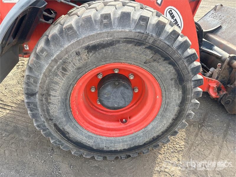 Kubota R630 لوادر بعجل
