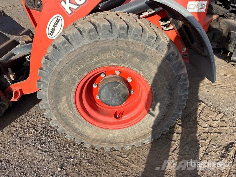 Kubota R630 لوادر بعجل