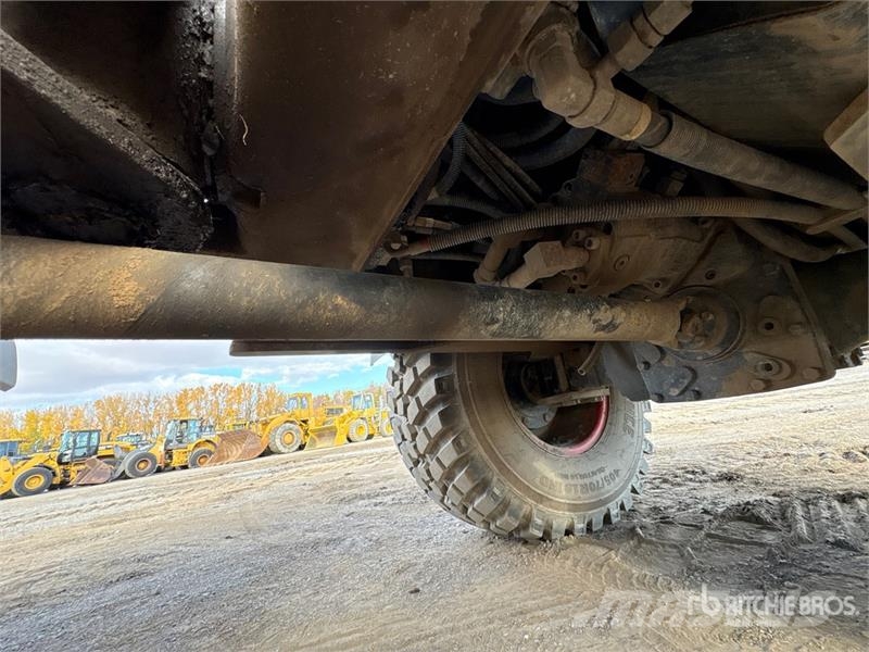 Kubota R630 لوادر بعجل