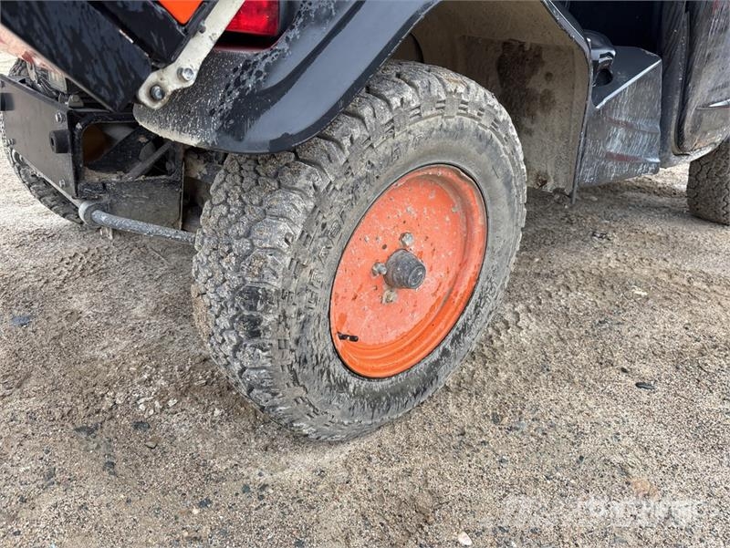 Kubota RTV-X1100C 4x4 Utility Vehicle Komunālās mašīnas