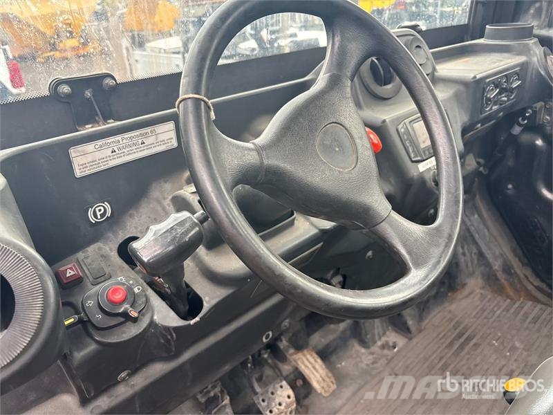 Kubota RTV-X1100C 4x4 Utility Vehicle Arbeitsfahrzeuge