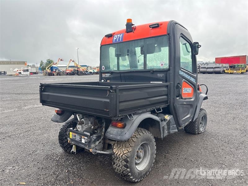 Kubota RTV-X1100C 4x4 Utility Vehicle ماكينات منفعة عامة