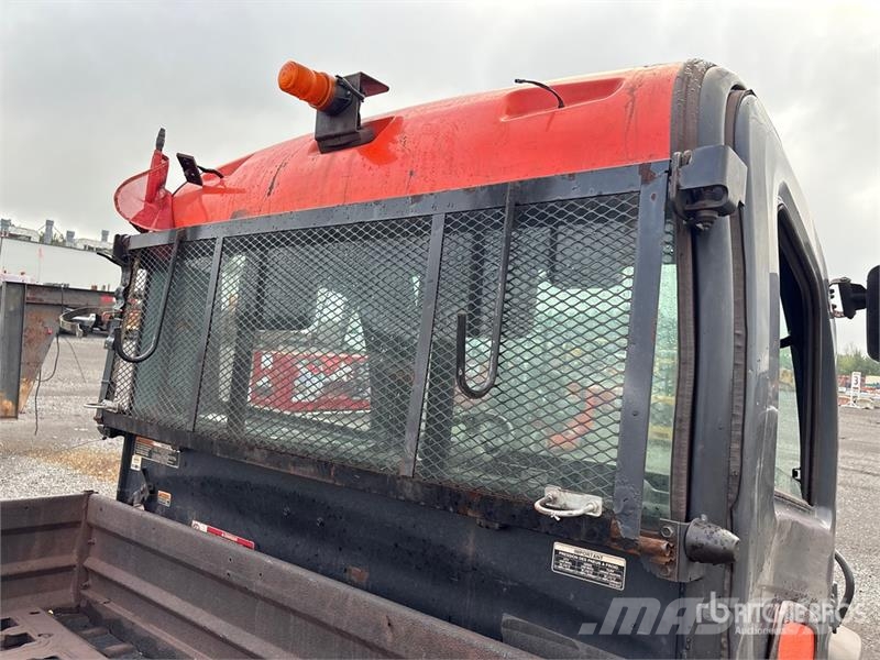Kubota RTV-X1100C 4x4 Utility Vehicle (Inoperable) ماكينات منفعة عامة